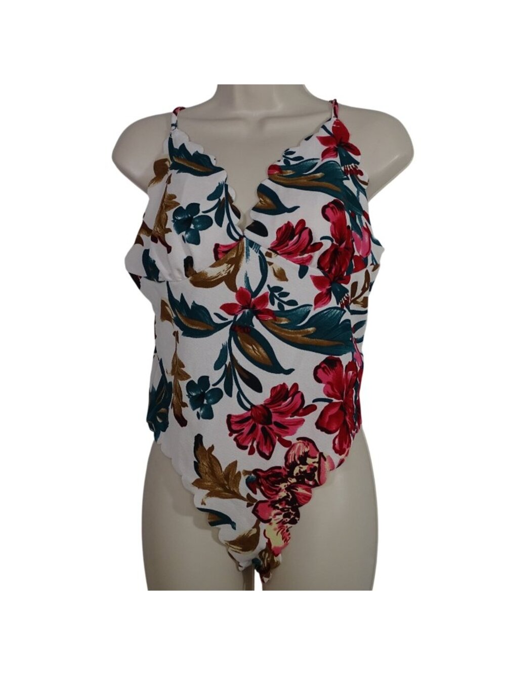 Shein Curve Women Size 1XL 14 White Floral Scalloped Edge Bodysuit V-neck Summer